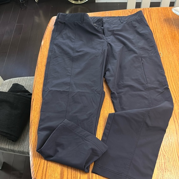 Kirkland Travel Pant - Picture 1 of 3